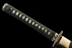 Alternative view of Ancient Heart - Handgesmeed Katana van 1065 koolstofstaal