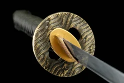 Alternative view of Black Iron - Handgesmeed Katana van 1065 koolstofstaal
