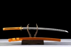 Alternative view of Steel Moon - Handgesmeed Katana van 1065 koolstofstaal