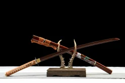 Alternative view of Ember Pattern - Handgesmeed Katana van Damascusstaal