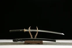 Alternative view of Crimson Shadow - Handgesmeed Katana van T10 gereedschapsstaal