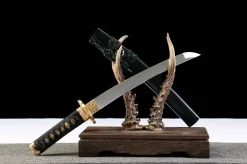 Alternative view of Ink Jade - Handgesmeed Tanto van Kleigehard Damascusstaal